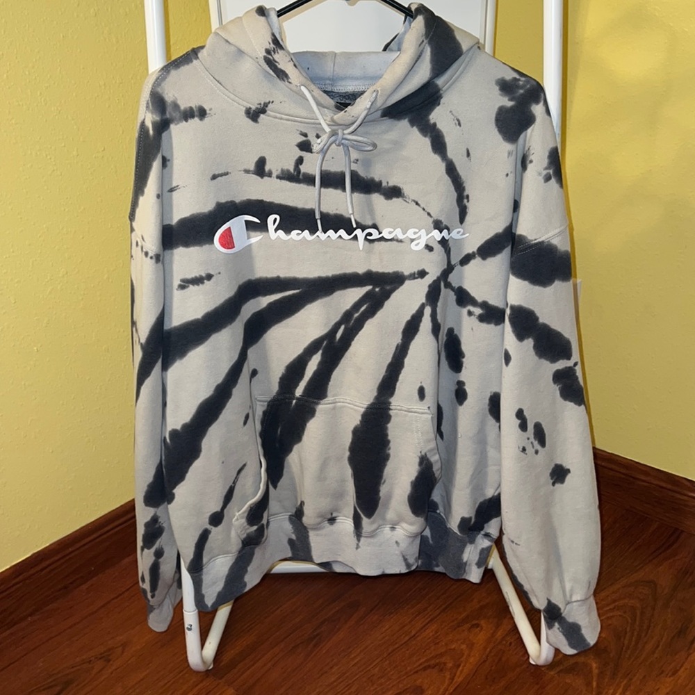 “CHAMPAGNE” tie dye hoodie size large